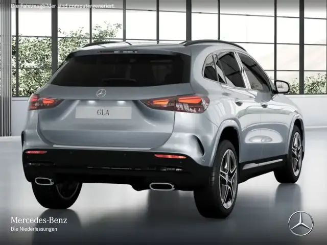 Mercedes-Benz GLA 200