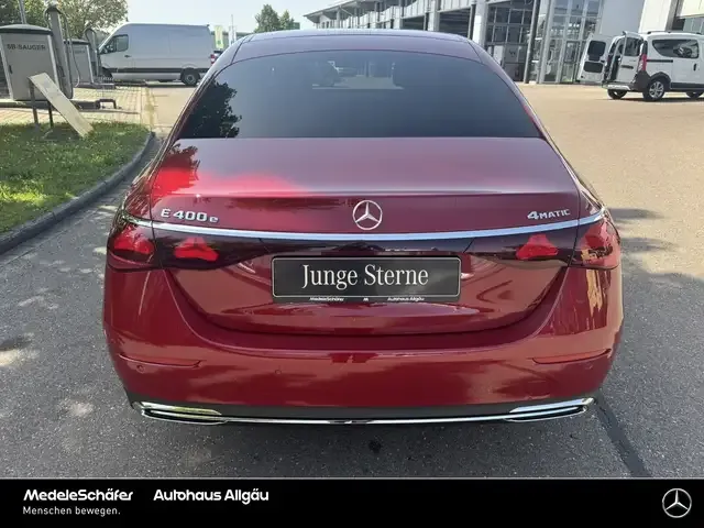 Mercedes-Benz E 400