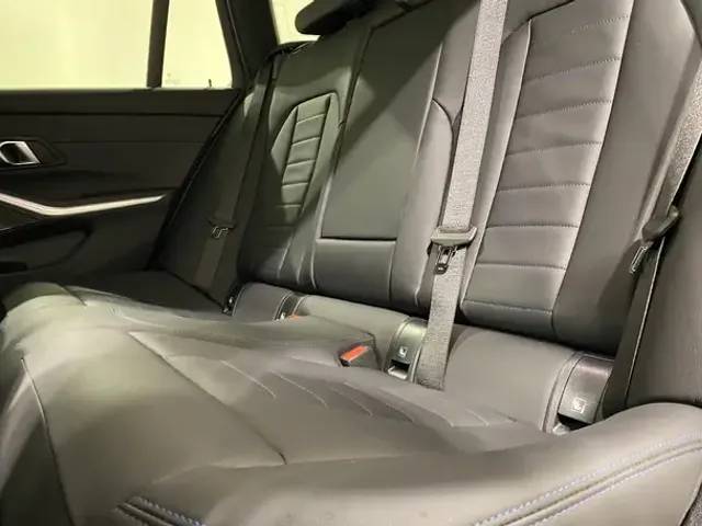 BMW 340