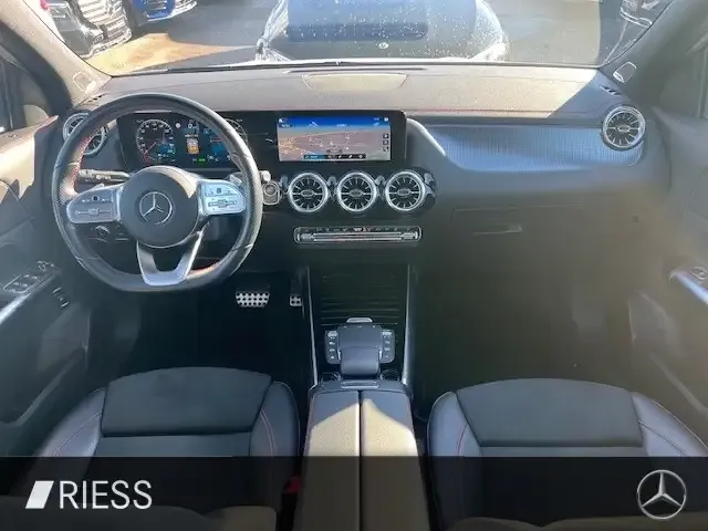 Mercedes-Benz EQA 250