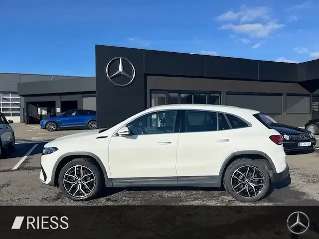 Mercedes-Benz EQA 250