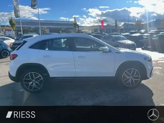 Mercedes-Benz EQA 250