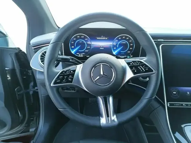 Mercedes-Benz EQE 300