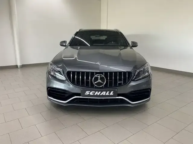 Mercedes-Benz C 63 AMG