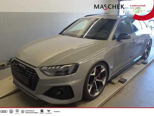 Audi RS4