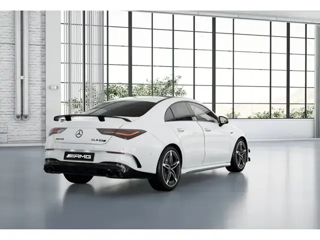 Mercedes-Benz CLA 45 AMG