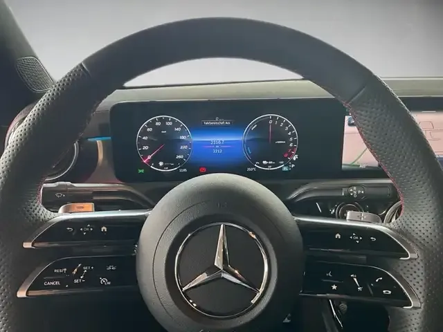 Mercedes-Benz CLA 250