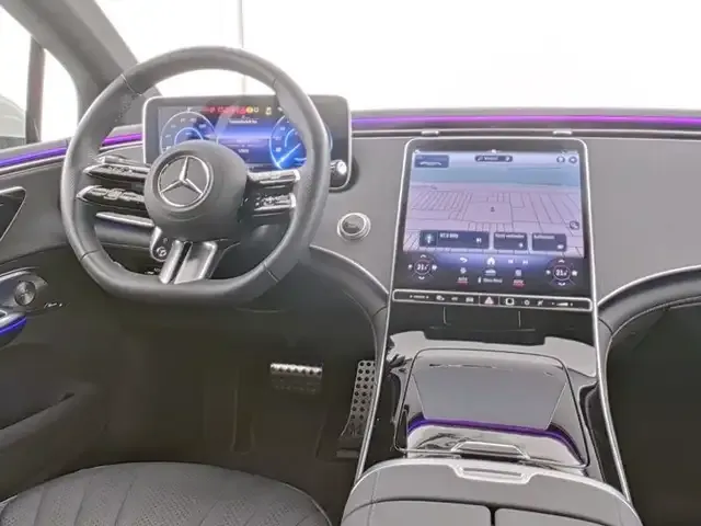Mercedes-Benz EQE 300