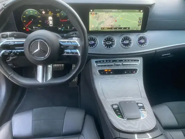 Mercedes-Benz CLS 220