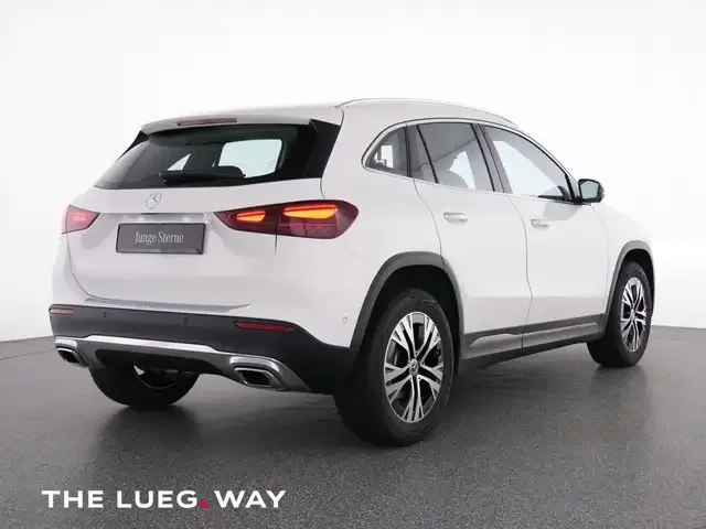 Mercedes-Benz GLA 180