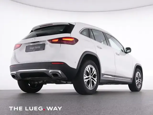 Mercedes-Benz GLA 180