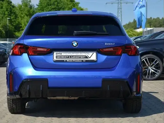 BMW 120