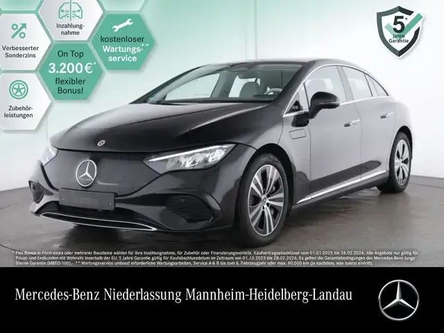 Mercedes-Benz EQE 300