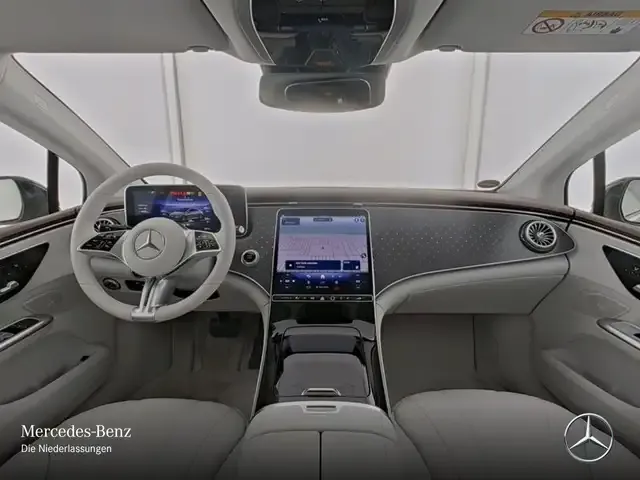 Mercedes-Benz EQE 300