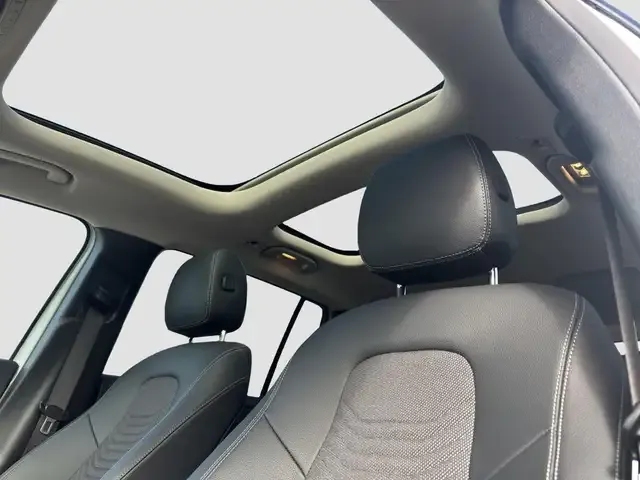 Mercedes-Benz EQB 300