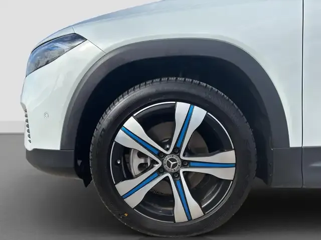 Mercedes-Benz EQB 300