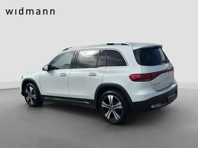 Mercedes-Benz EQB 300