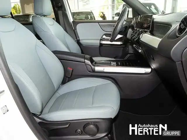 Mercedes-Benz GLB 180