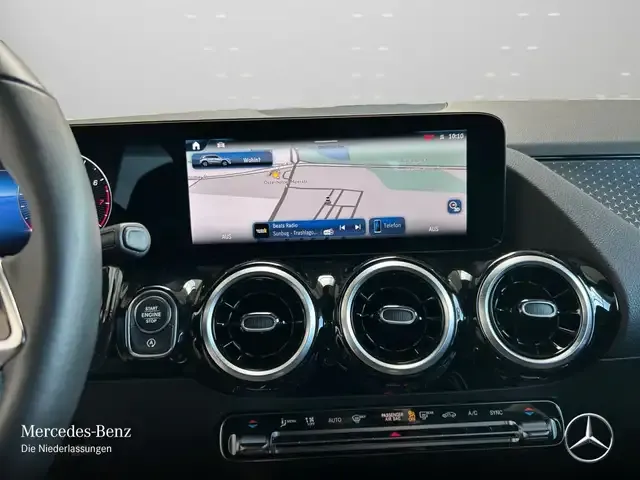 Mercedes-Benz GLA 180