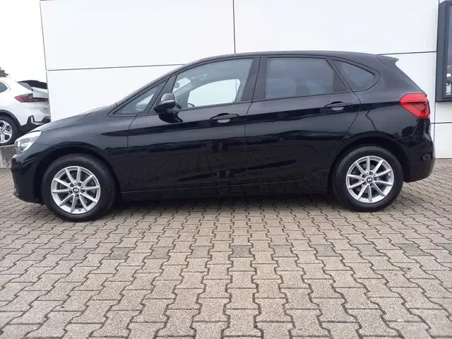 BMW 220
