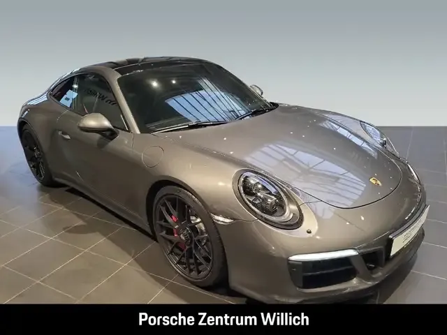 Porsche 991