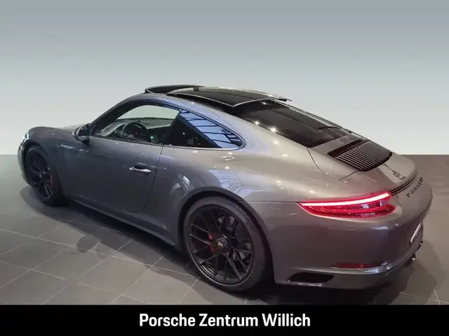 Porsche 991