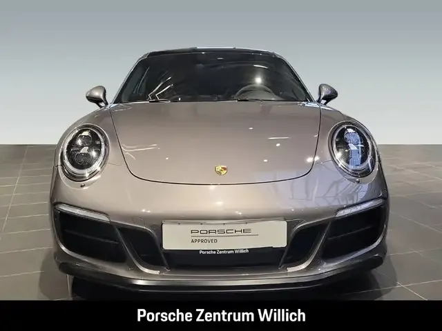 Porsche 991