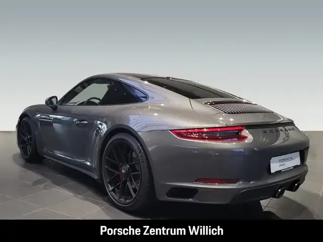 Porsche 991