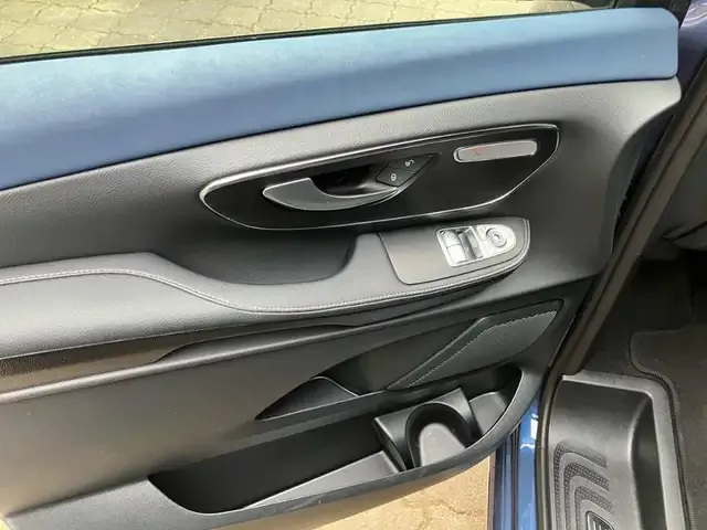 Mercedes-Benz EQV 300