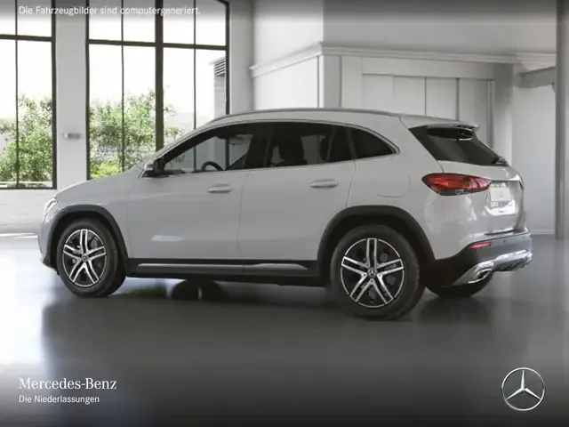 Mercedes-Benz GLA 200