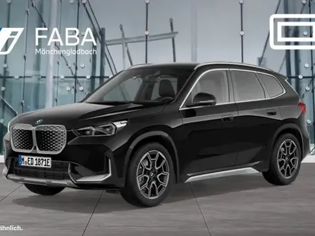 BMW iX1