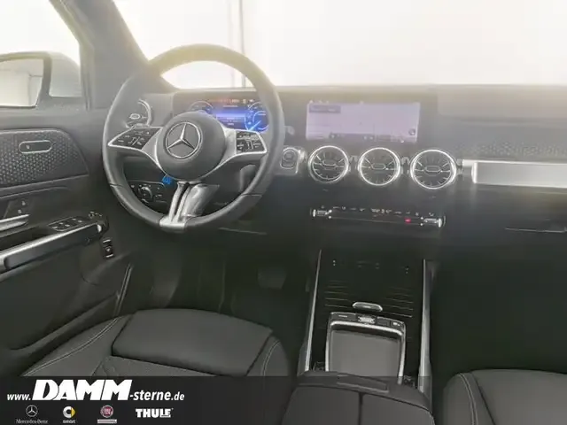 Mercedes-Benz EQB 300