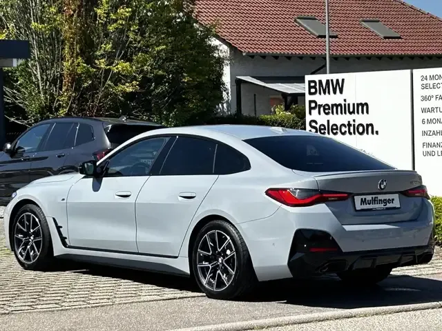 BMW 440