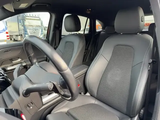 Mercedes-Benz EQA 250