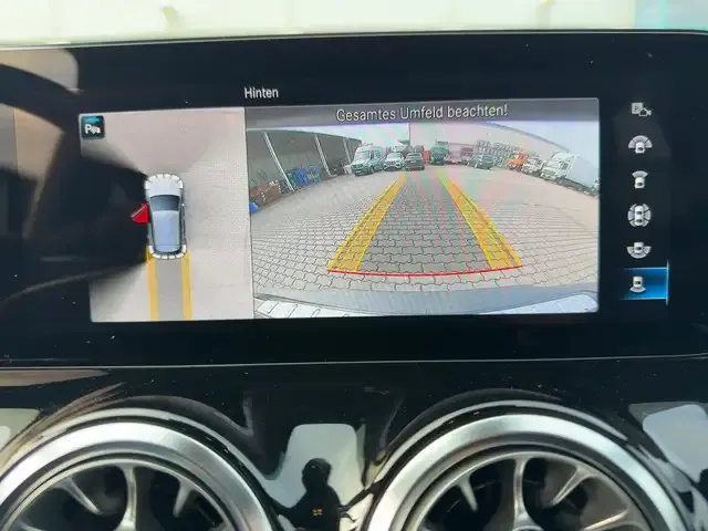 Mercedes-Benz EQA 250