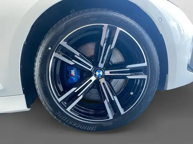 BMW 340