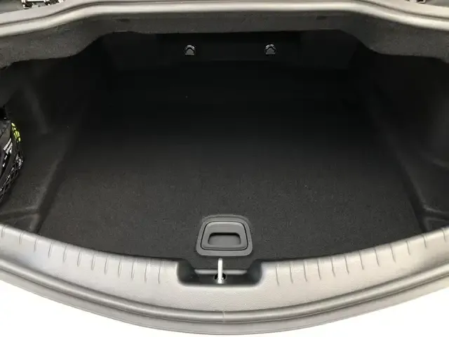 Mercedes-Benz CLE 180