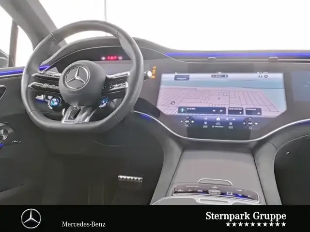 Mercedes-Benz EQE 43