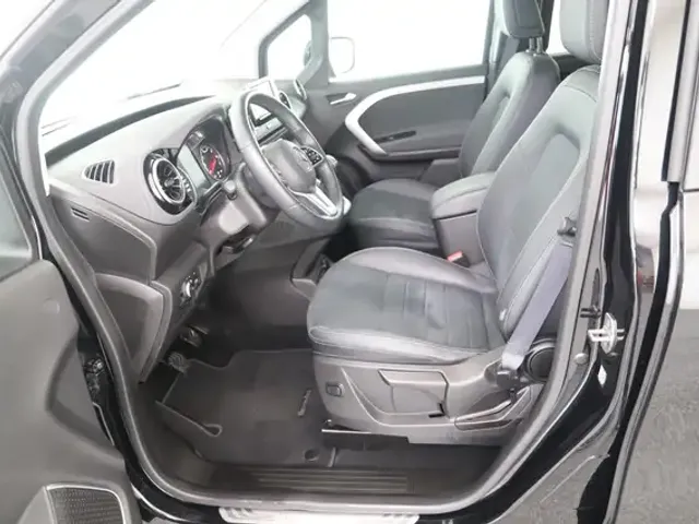 Mercedes-Benz T-Class