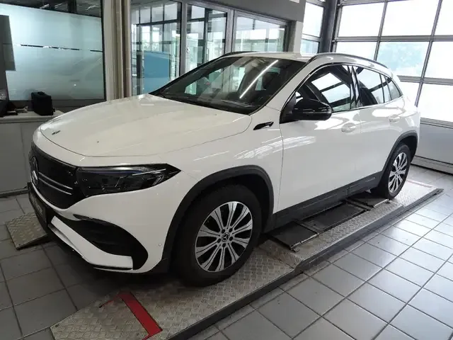 Mercedes-Benz EQA 250