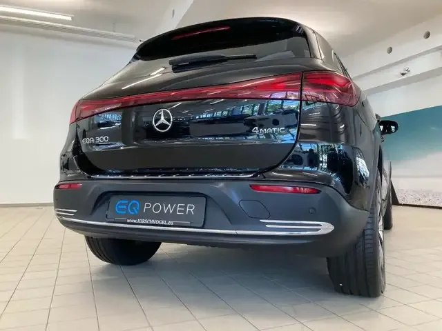 Mercedes-Benz EQA 300