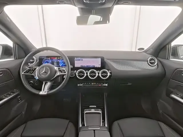 Mercedes-Benz EQA 300