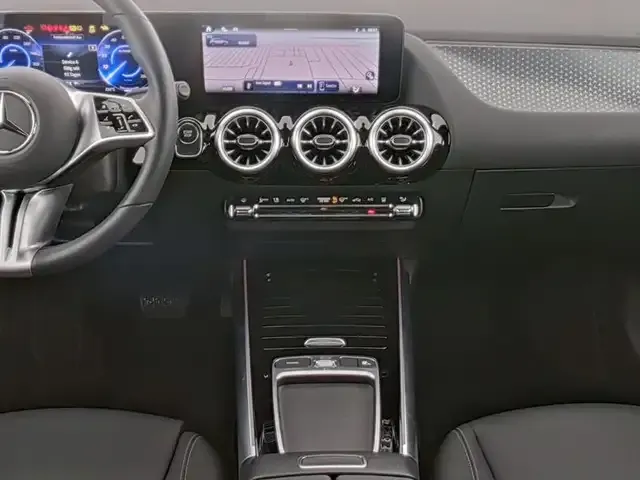 Mercedes-Benz EQA 300