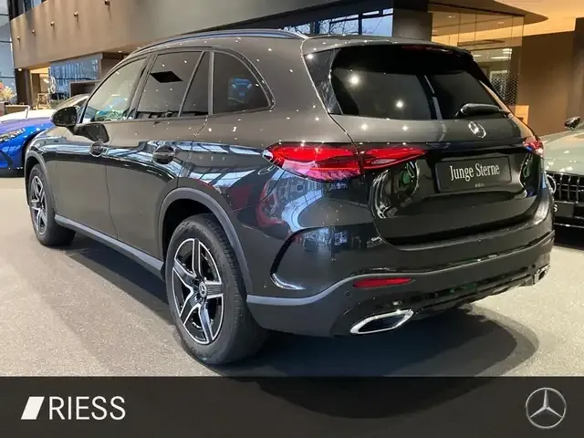 Mercedes-Benz GLC 220