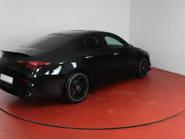 Mercedes-Benz CLA 45 AMG