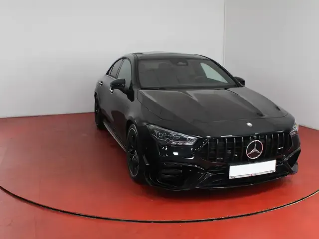 Mercedes-Benz CLA 45 AMG