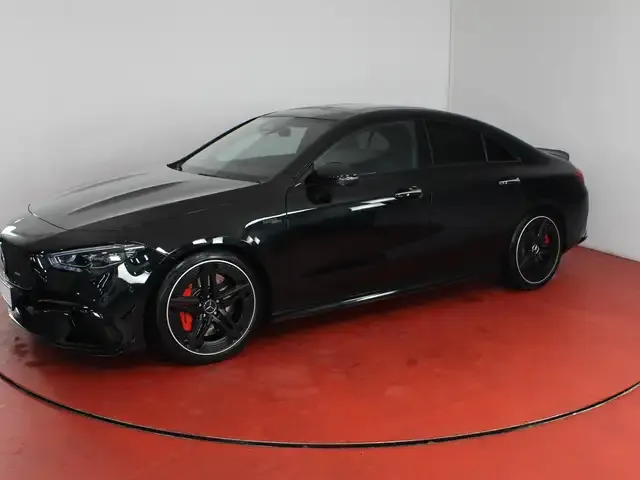 Mercedes-Benz CLA 45 AMG