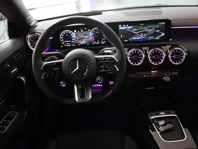 Mercedes-Benz CLA 45 AMG