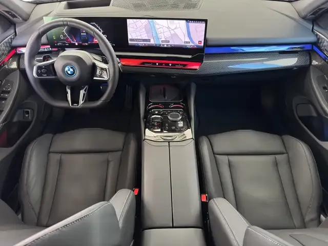 BMW 550