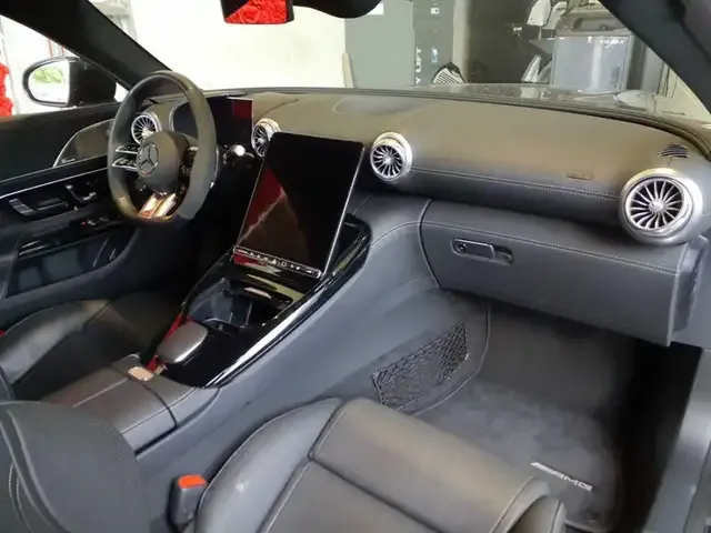 Mercedes-Benz SL 63 AMG